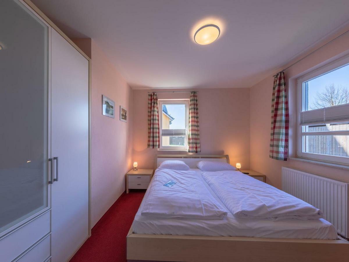 Ferienwohnungen "Am Storchennest" Goehren-Lebbin Room photo